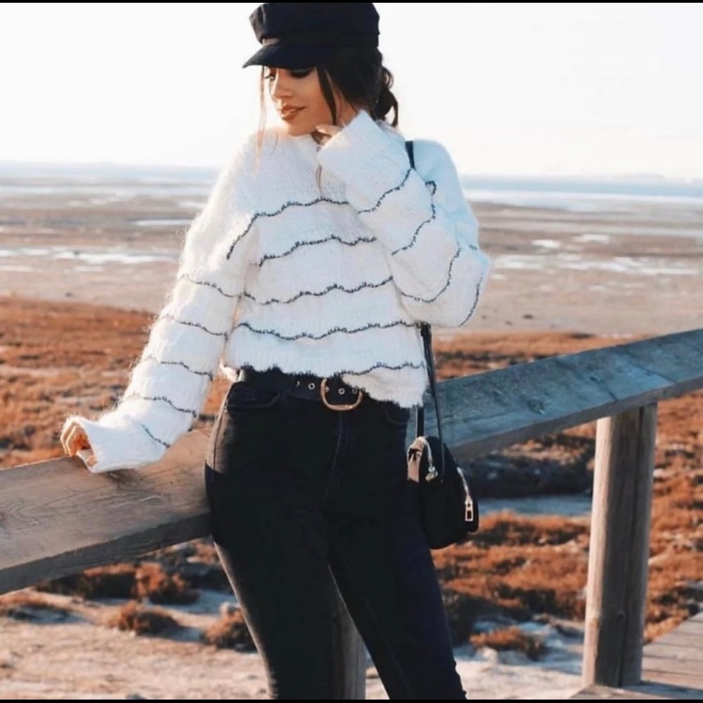 ZARA NWT Limited Edition Knit Ruffled Sweater